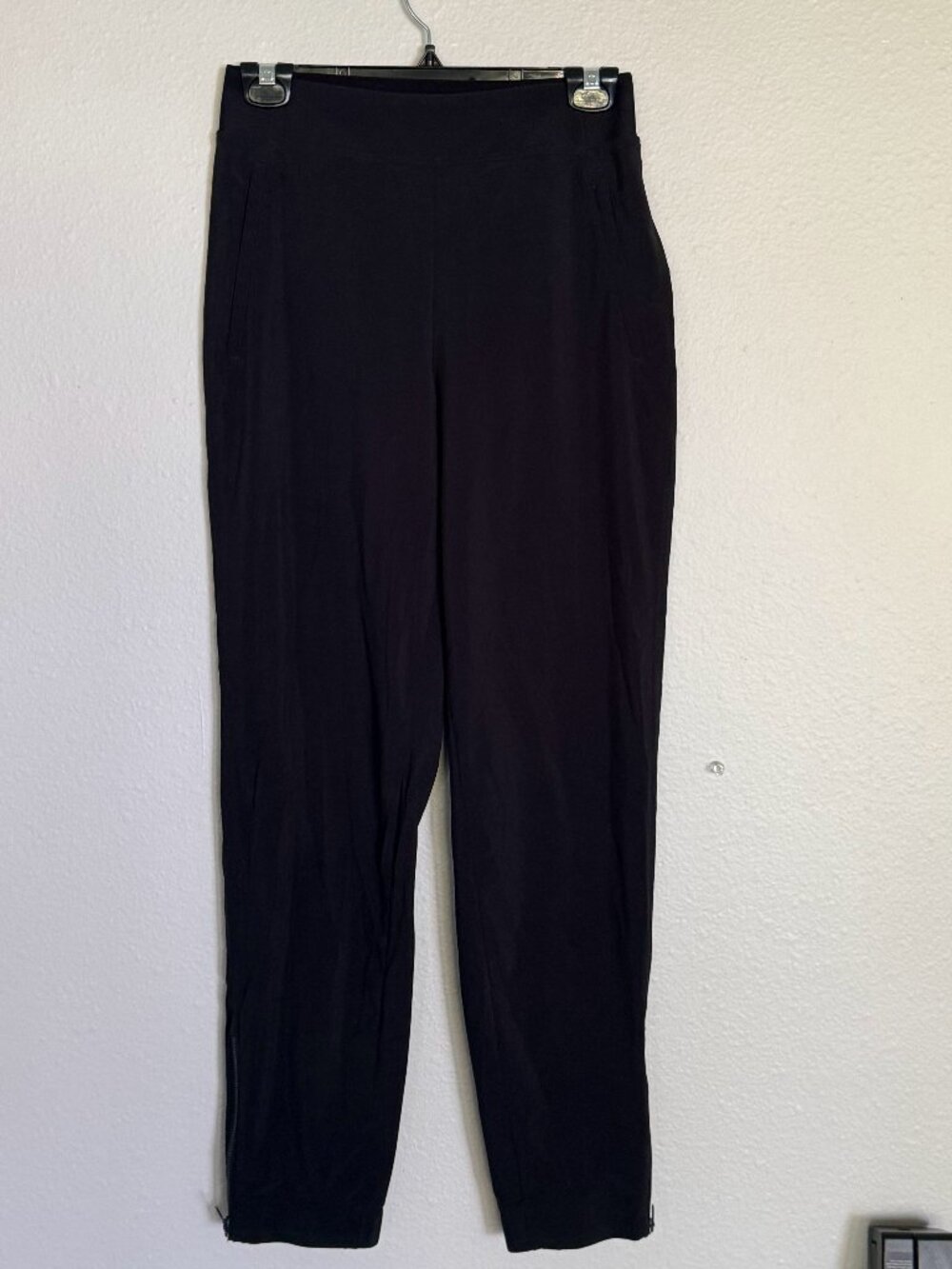 Athleta Brooklyn Heights High Rise Jogger Black 0 533443 Ankle Zip Pants